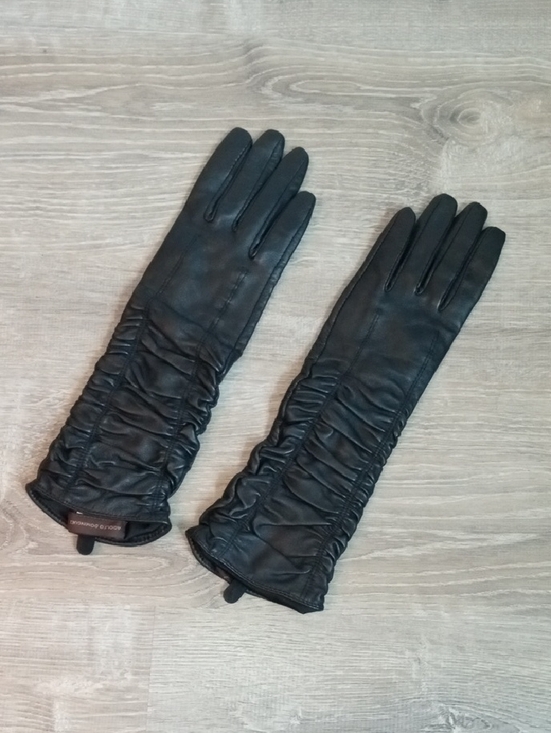 Adolfo Dominguez Accessories - Adolfo Dominguez Black Ruched Leather Long Gloves